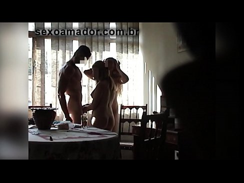 ❤️ Os amigos sexuais invitan a un home xigante e a un trío con el ❤️ Porno casero a nós gl.tuberxxx.ru ❌️